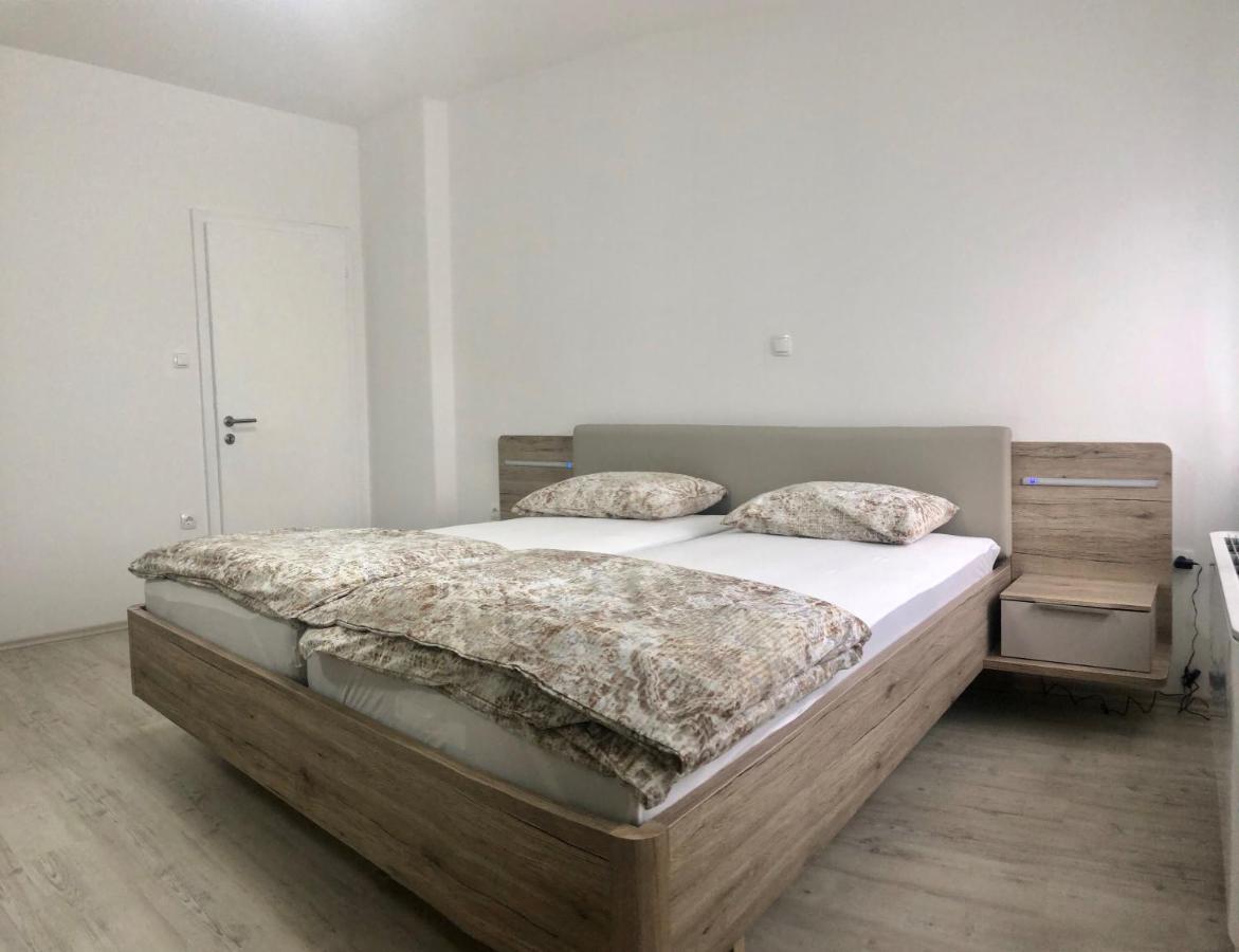 Apartments Andrej - Optuj Extérieur photo